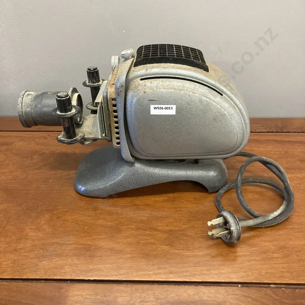 Original Vintage 1950's Noris Trumpf 150 Slide Projector With Roll Film Adaptor Image 1++